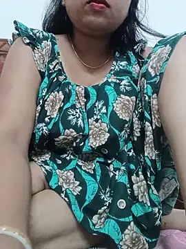 Snapshot of Priya_2222 chatting on 6, 6, 2026 Priya 2222 online show from 6, 6, 2026