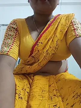 Snapshot of Priya_2222 chatting on 8, 6, 2026 Priya 2222 online show from 8, 6, 2026