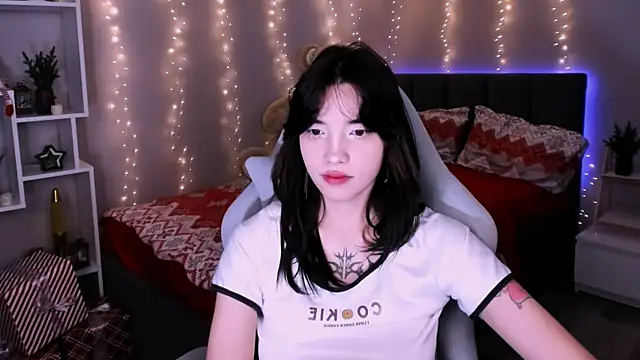 as1an girlfriend online show from 19, 12, 2025