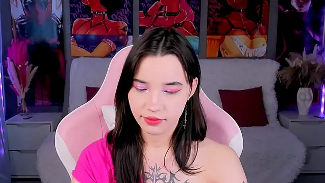 as1an girlfriend online show from 13, 2, 2026