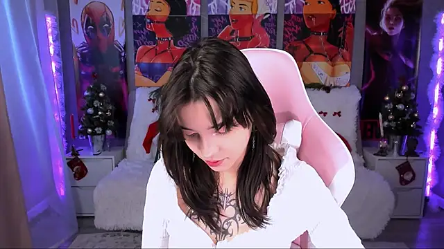 as1an girlfriend online show from 20, 12, 2025