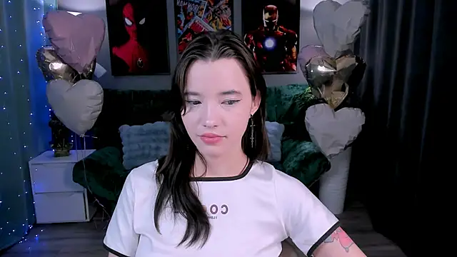 as1an girlfriend online show from 8, 3, 2026