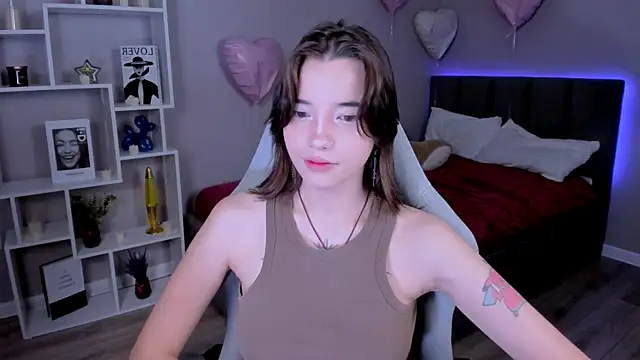 as1an girlfriend online show from 17, 3, 2026