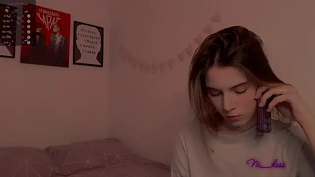  ni kiss online show from 21, 2, 2025