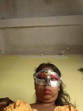 Snapshot of tinabhabhi chatting on 15, 4, 2026 tinabhabhi online show from 15, 4, 2026
