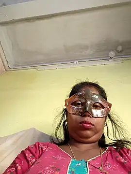 Snapshot of tinabhabhi chatting on 6, 11, 2025 tinabhabhi online show from 6, 11, 2025