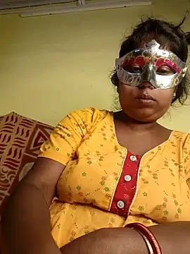 Snapshot of tinabhabhi chatting on 17, 5, 2026 tinabhabhi online show from 17, 5, 2026