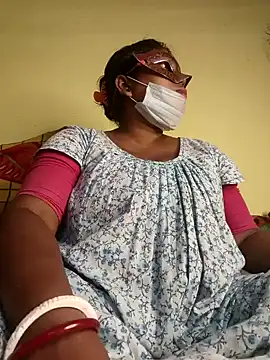 Snapshot of tinabhabhi chatting on 2, 2, 2025 tinabhabhi online show from 2, 2, 2025