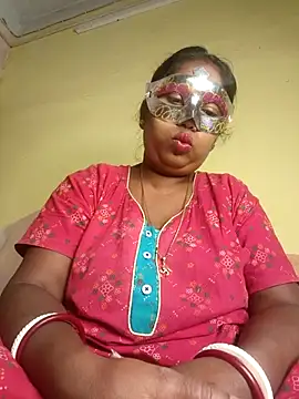 Snapshot of tinabhabhi chatting on 8, 11, 2025 tinabhabhi online show from 8, 11, 2025