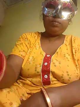 Snapshot of tinabhabhi chatting on 12, 4, 2026 tinabhabhi online show from 12, 4, 2026