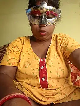 Snapshot of tinabhabhi chatting on 24, 5, 2026 tinabhabhi online show from 24, 5, 2026