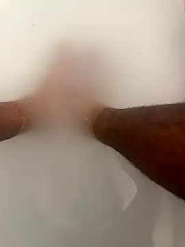 Snapshot of SensualG300 chatting on 31, 10, 2025 SensualG300 online show from 31, 10, 2025