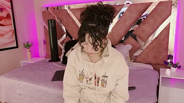 KatherineGomez online show from 12, 4, 2026