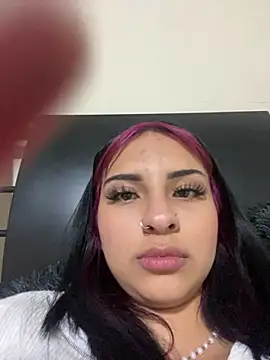 Hilary pinkk online show from 15, 2, 2025