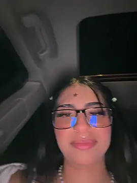 Hilary pinkk online show from 16, 4, 2026