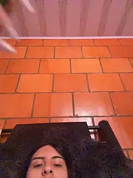 Hilary pinkk online show from 17, 12, 2025