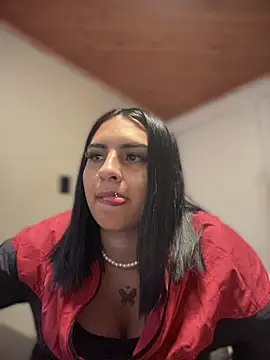 Hilary pinkk online show from 4, 12, 2025