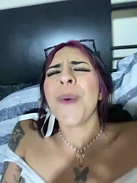 Hilary pinkk online show from 18, 2, 2025