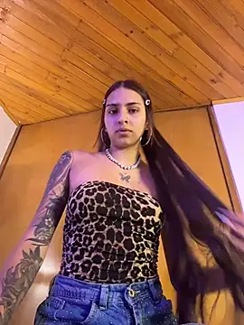 Hilary pinkk online show from 14, 3, 2026