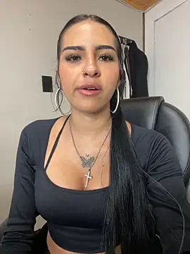 Hilary pinkk online show from 10, 10, 2025