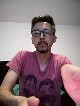 Snapshot of Lighto1 chatting on 13, 10, 2025 Lighto1 online show from 13, 10, 2025