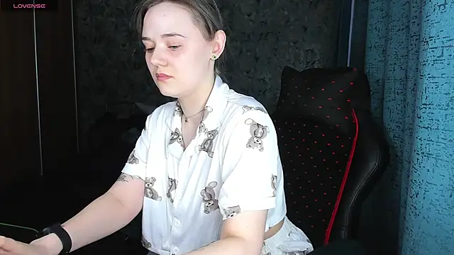 Your small bunny online show from 10, 11, 2025