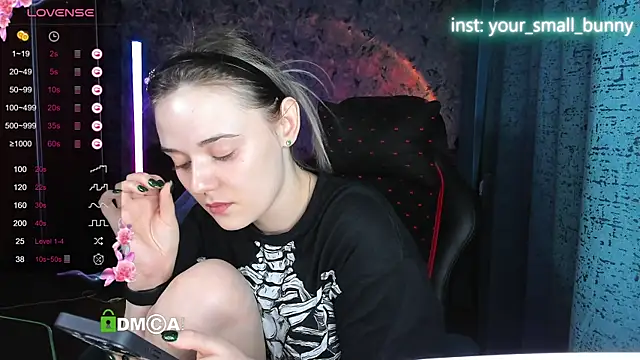 Your small bunny online show from 4, 11, 2025