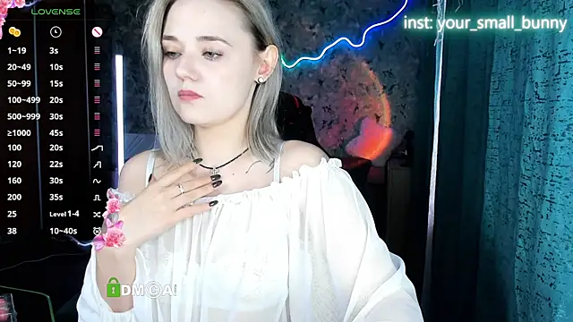 Snapshot of Your_small_bunny chatting on 20, 7, 2026 Your small bunny online show from 20, 7, 2026