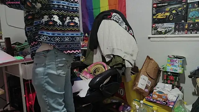 tallnerdyguy online show from 22, 4, 2026