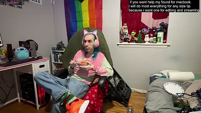 tallnerdyguy online show from 12, 3, 2025