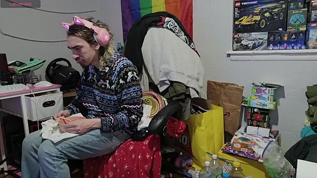 tallnerdyguy online show from 24, 4, 2026