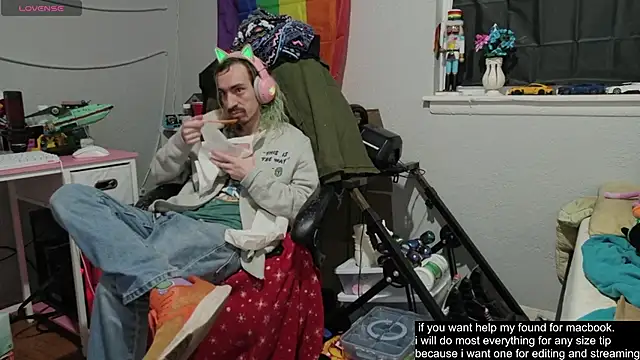 tallnerdyguy online show from 3, 11, 2025