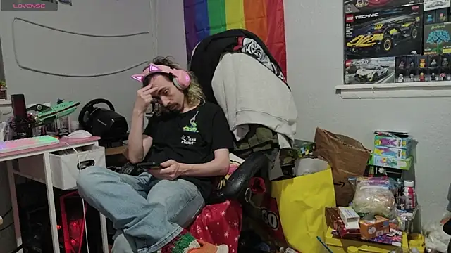 tallnerdyguy online show from 11, 5, 2026