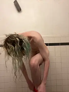 tallnerdyguy online show from 11, 10, 2025