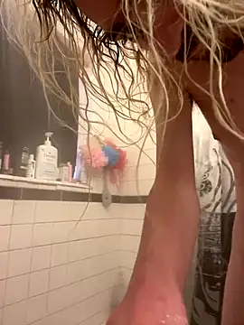 tallnerdyguy online show from 21, 12, 2025