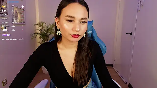 margeriTirell online show from 3, 12, 2025