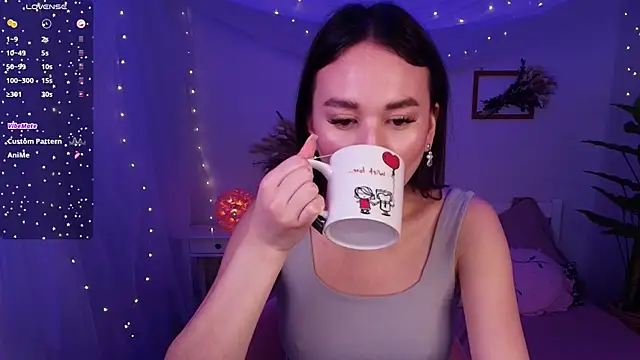 margeriTirell online show from 5, 12, 2025