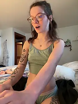 dreamteemergirl online show from 23, 11, 2025