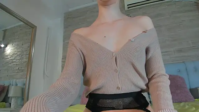 LaurynCopper online show from 12, 2, 2025