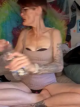 ivylee31 online show from 10, 7, 2026