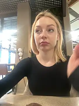 Snapshot of melissa_grr chatting on 19, 12, 2025 melissa grr online show from 19, 12, 2025