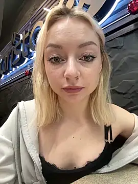 Snapshot of melissa_grr chatting on 20, 12, 2025 melissa grr online show from 20, 12, 2025