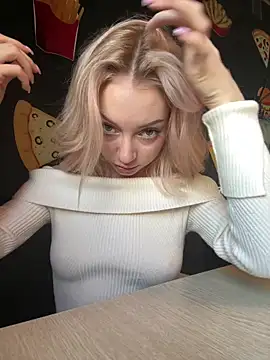 Snapshot of melissa_grr chatting on 15, 12, 2025 melissa grr online show from 15, 12, 2025