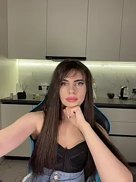 CurlyLara online show from 24, 3, 2026