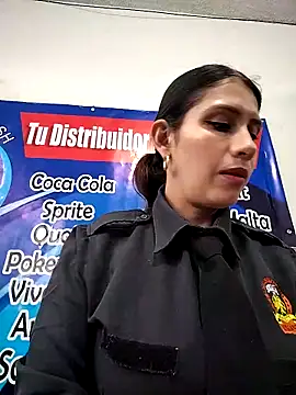 Snapshot of Alysson-- chatting on 19, 9, 2025 Alysson-- online show from 19, 9, 2025