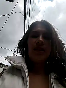 Snapshot of Alysson-- chatting on 10, 3, 2025 Alysson-- online show from 10, 3, 2025