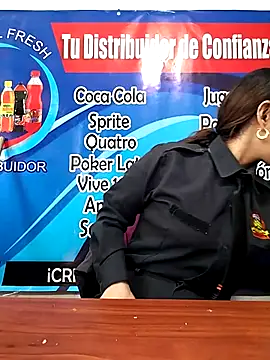 Snapshot of Alysson-- chatting on 1, 10, 2025 Alysson-- online show from 1, 10, 2025