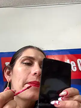 Alysson-- online show from 17, 12, 2025