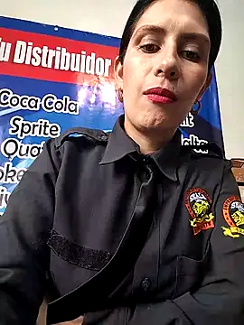 Snapshot of Alysson-- chatting on 29, 9, 2025 Alysson-- online show from 29, 9, 2025