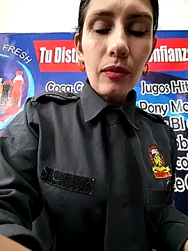 Snapshot of Alysson-- chatting on 16, 9, 2025 Alysson-- online show from 16, 9, 2025